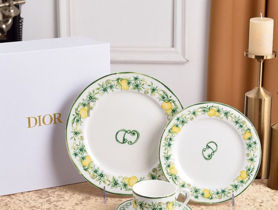 Dior plates set of two